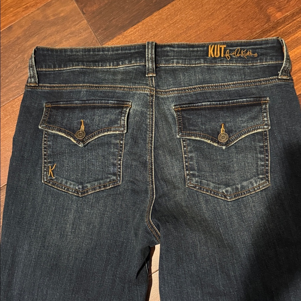 Kut from the Kloth Women’s Cropped Straight Jeans - Medium Blue